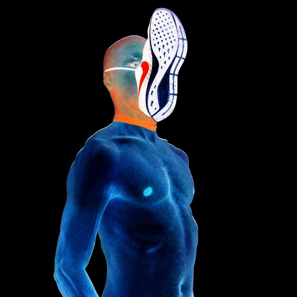 NEDE Fotowerk "KonsumSelfie" Nike Einhorn