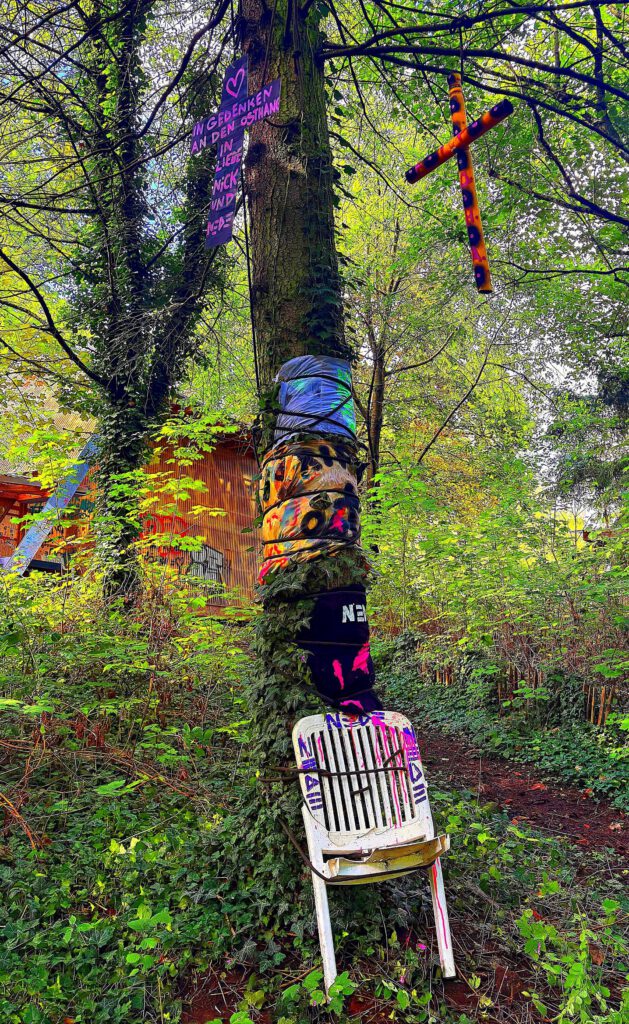 In Gedenken an den OSTHANG in LIEBE Nick + NEDE